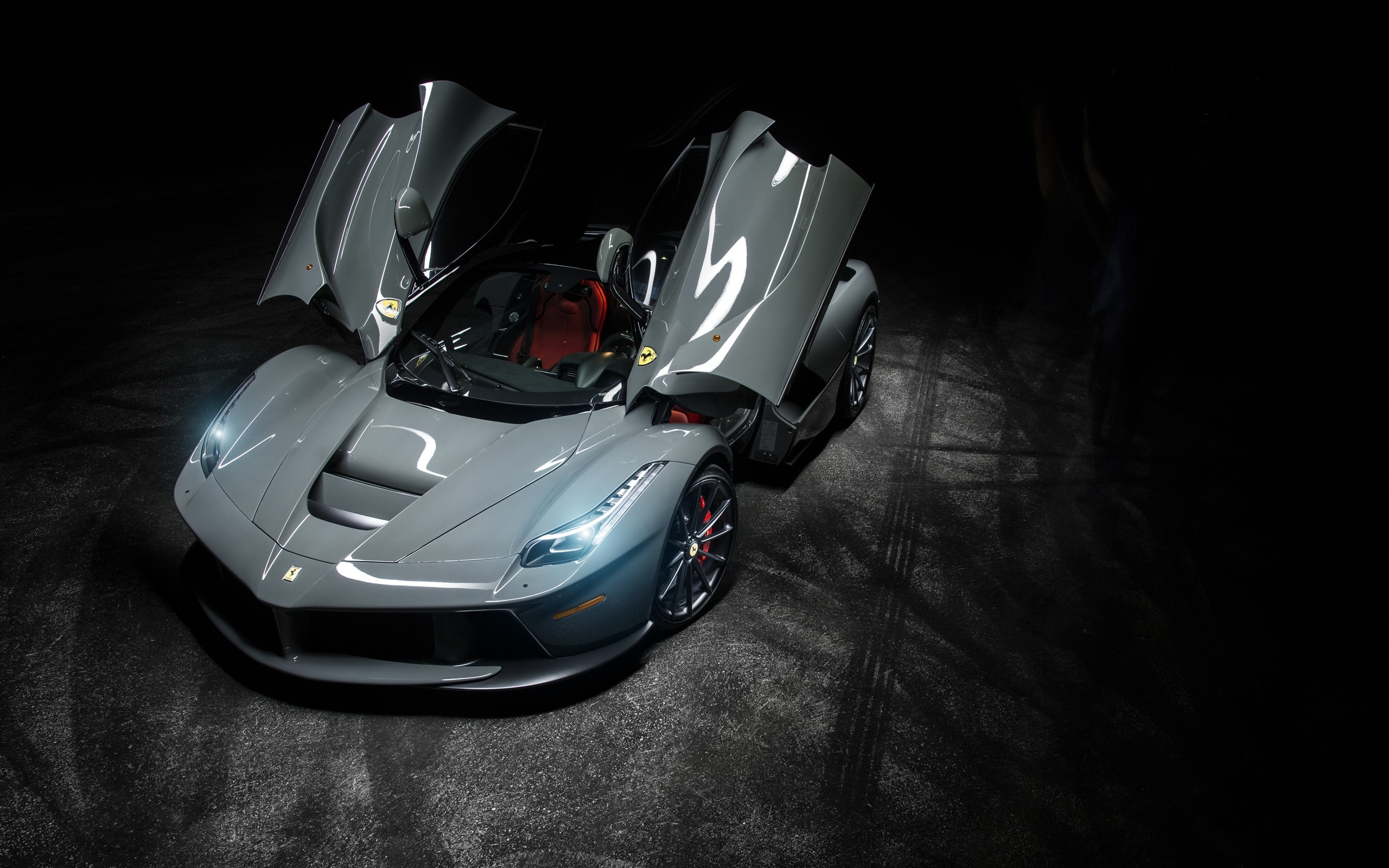 Hd Wallpaper Ferrari Laferrari Red Supercar Wallpaper - Ferrari Laferrari Wallpaper Iphone - HD Wallpaper 