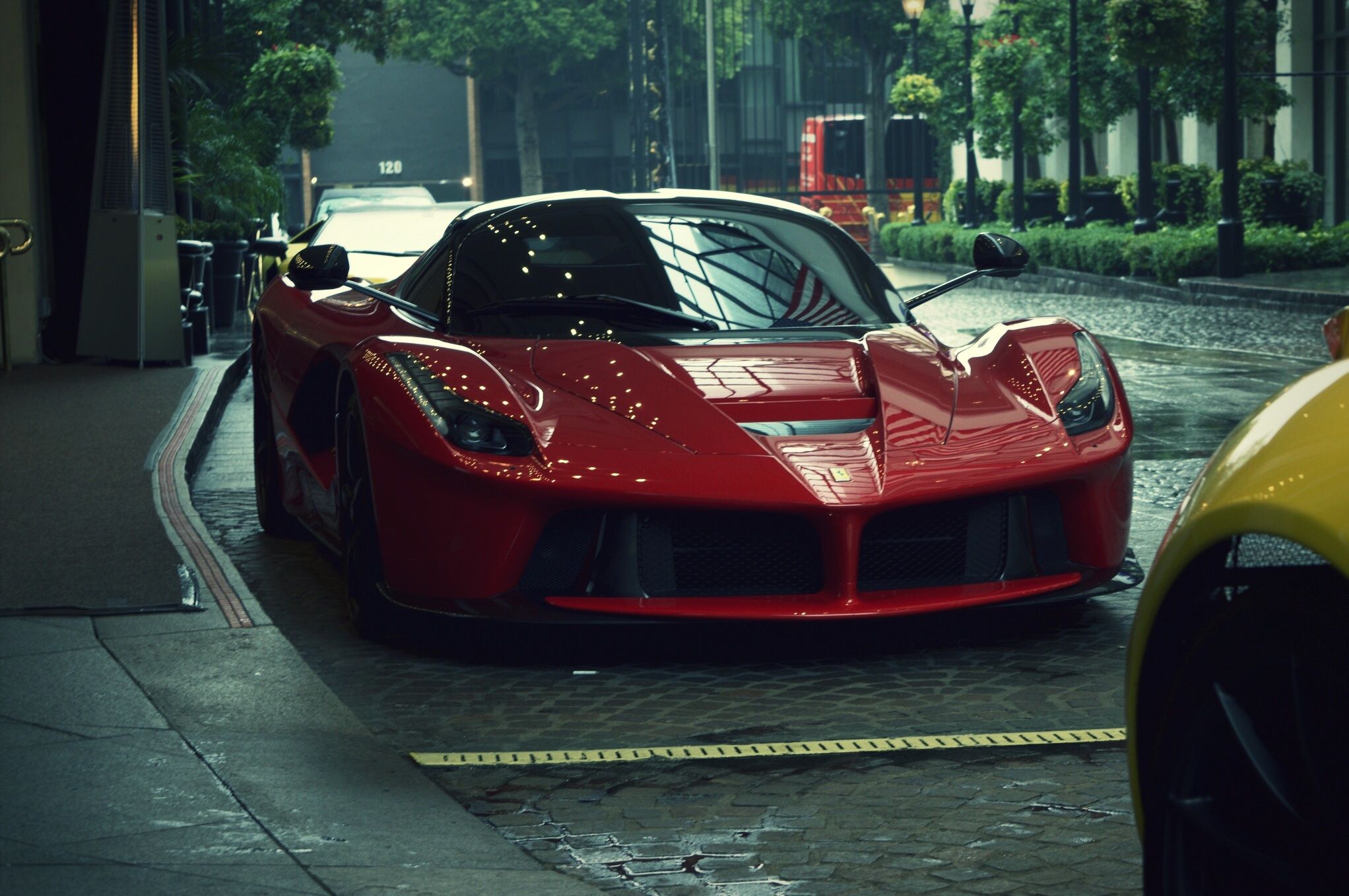 Cars In Rain Hd - HD Wallpaper 