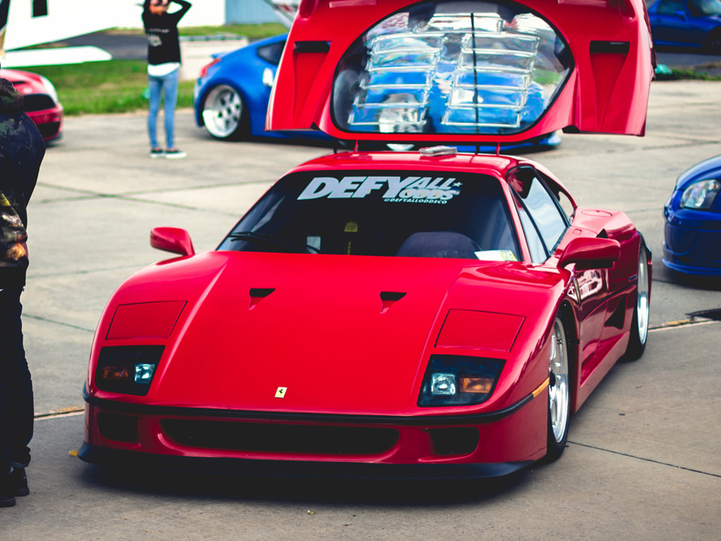 Vehicles Wallpaper - Ferrari - Ferrari F40 - HD Wallpaper 