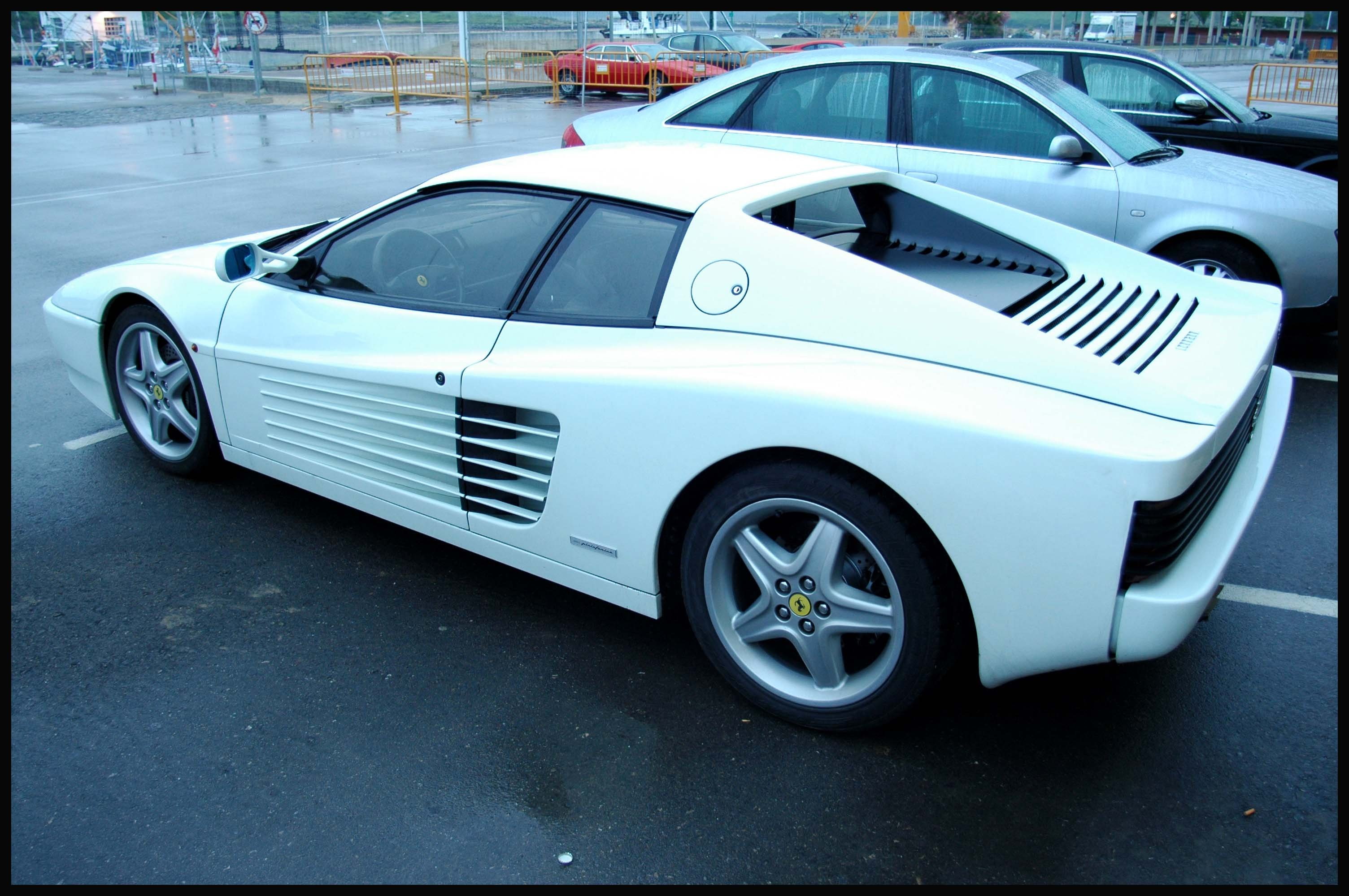 Ferrari F512 M White - HD Wallpaper 