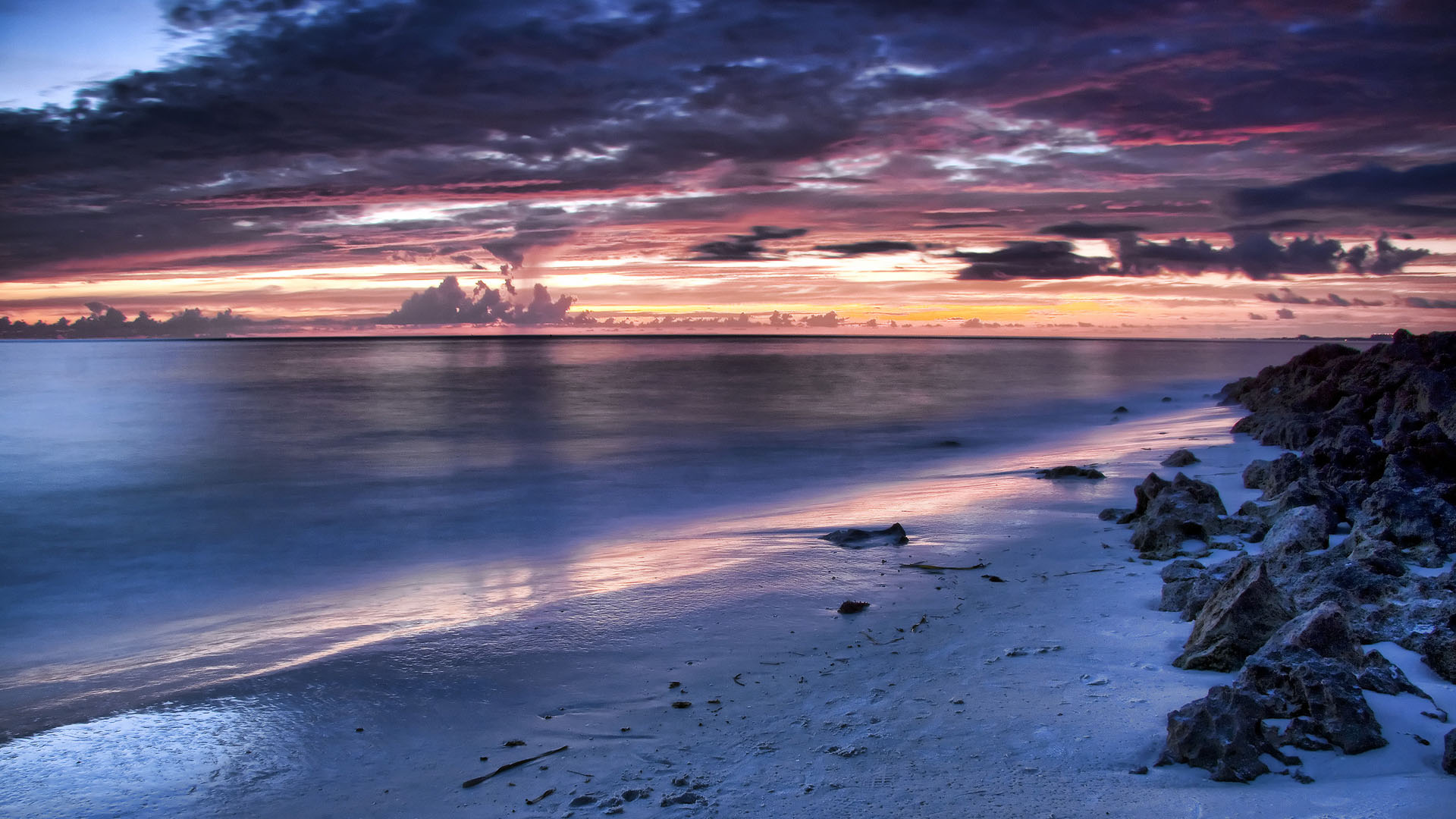 More Beautiful Beach Wallpaper - HD Wallpaper 