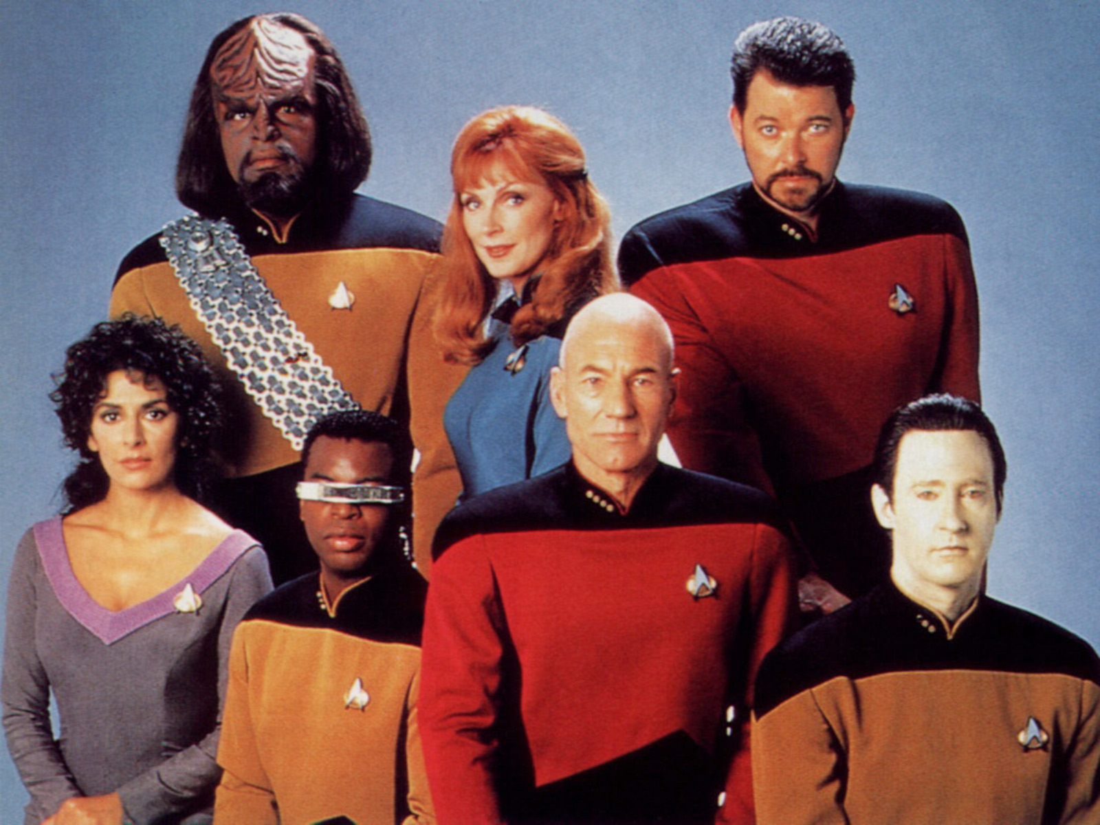 - Star Trek The Next Generation Crew - Star Trek Generations Crew - HD Wallpaper 