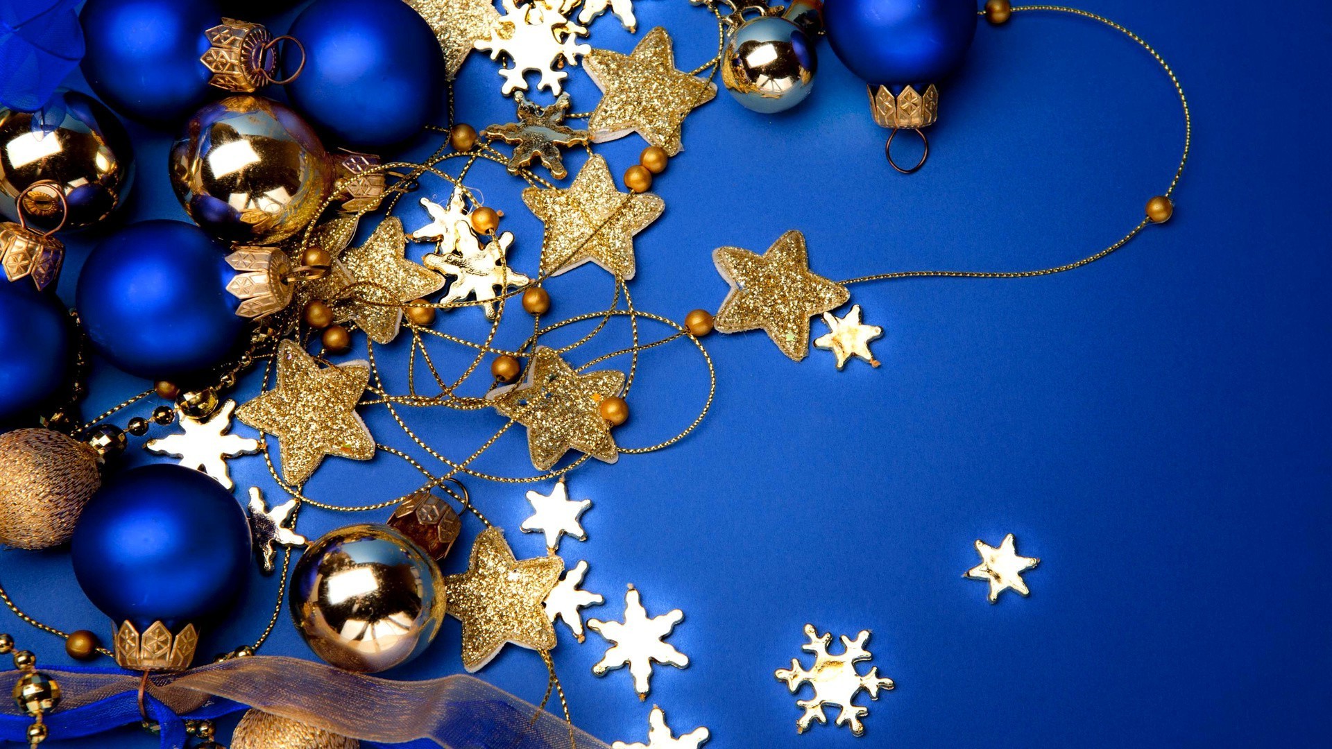 New Year Christmas Winter Shining Gold Decoration Ball - Календарь Бухгалтера На Январь 2020 - HD Wallpaper 