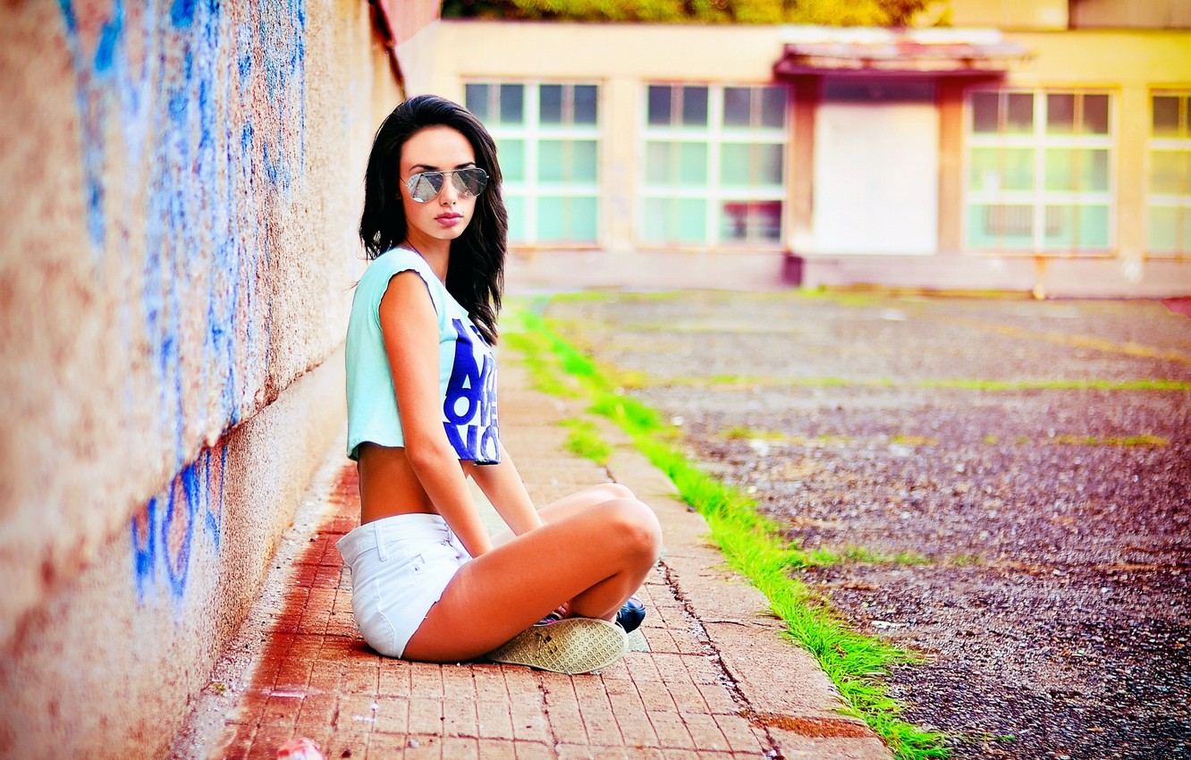 Photo Wallpaper Girl, Model, Style, Street, Nike, Puma, - Chicas Mas Lindas Del Mundo - HD Wallpaper 