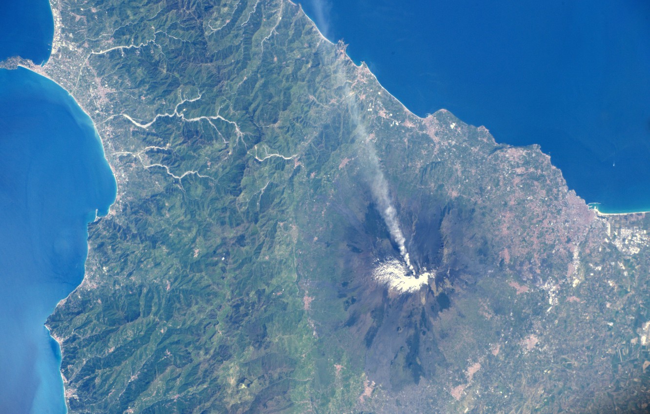Photo Wallpaper Space, Italy, Etna, Sicily, Volcano - International Space Station - HD Wallpaper 