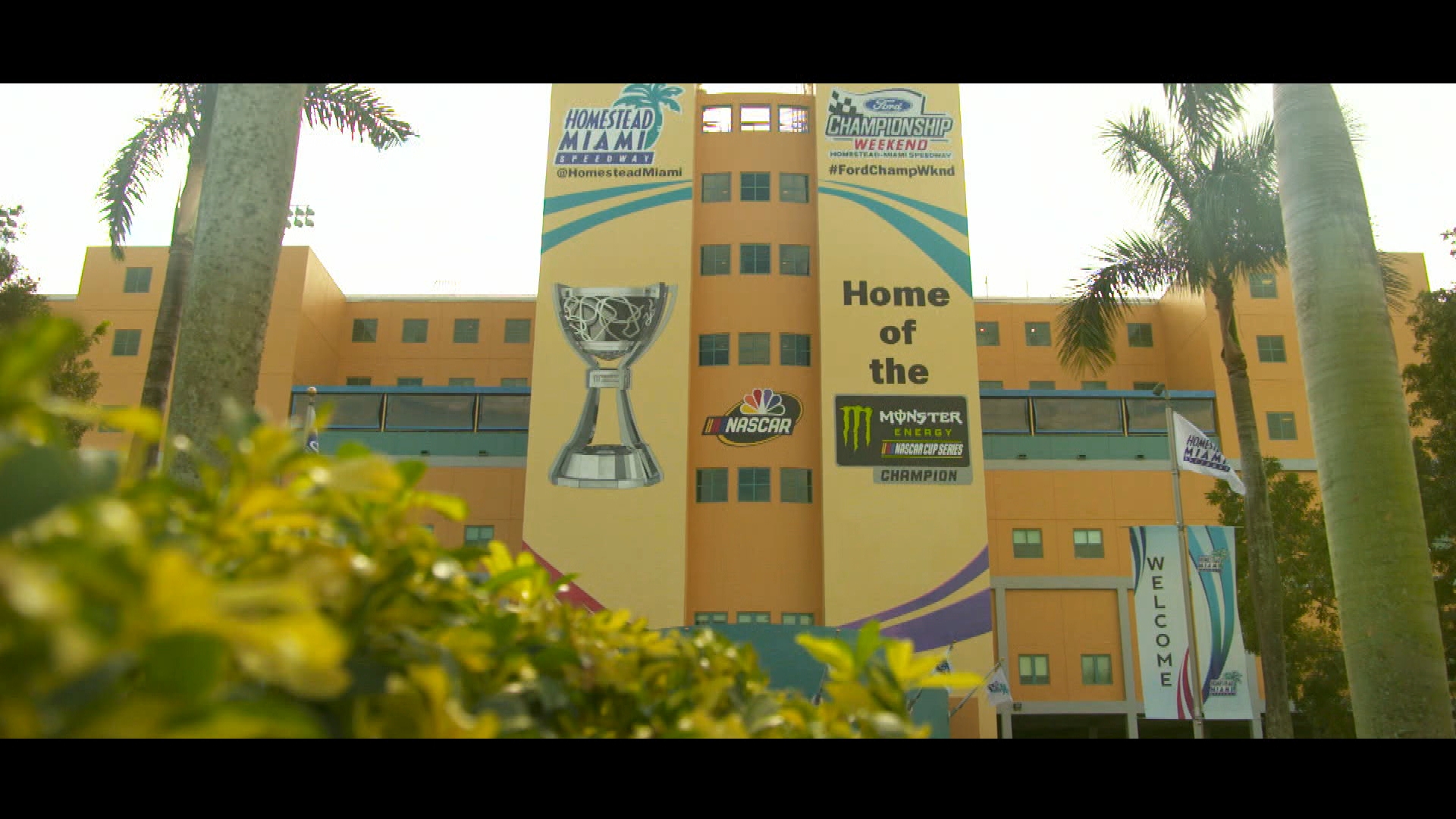 Homestead Miami Speedway Outside - HD Wallpaper 
