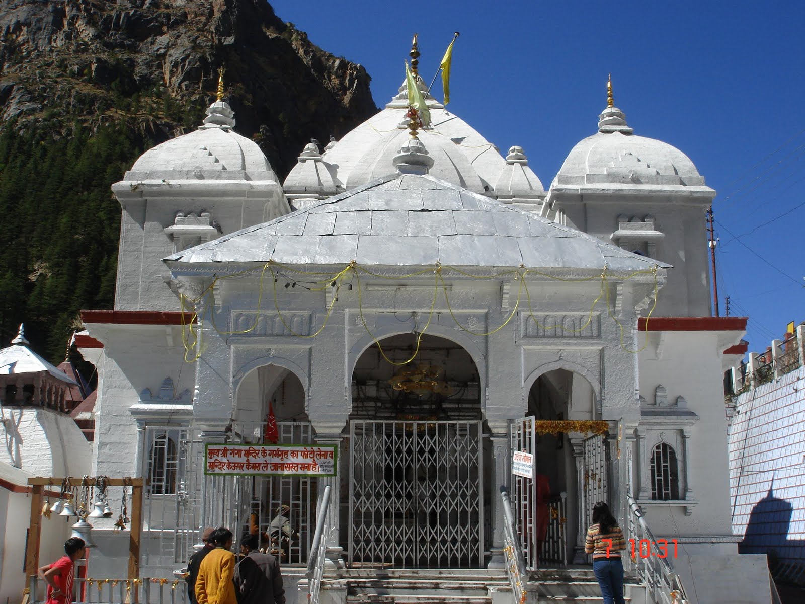 Gangotri - HD Wallpaper 