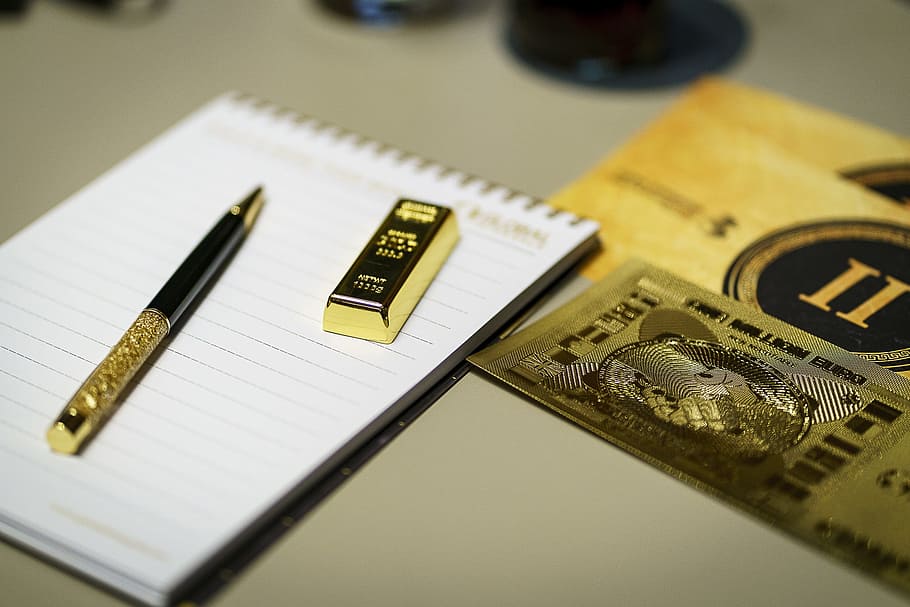 Two Gold Pen And Bar On Notebook, Gold Is Money, Gold - HD Wallpaper 
