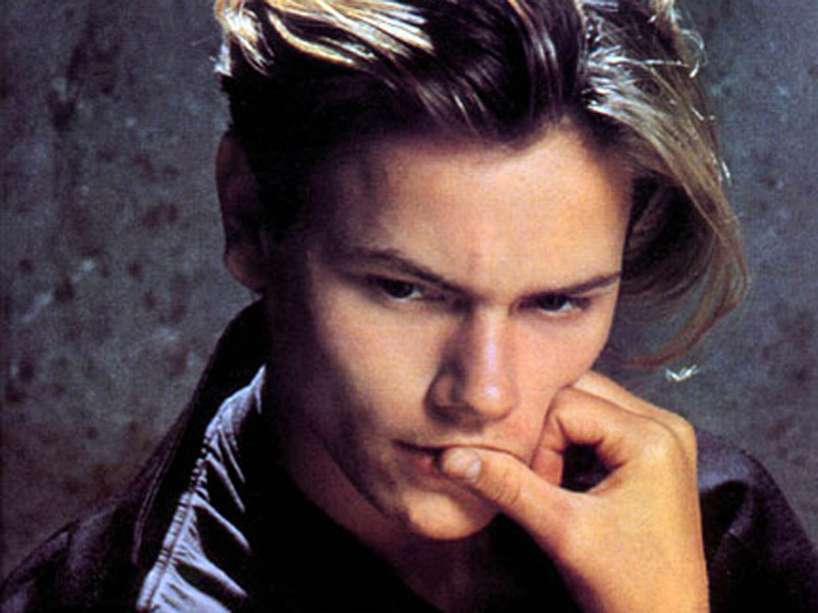 River Phoenix Widescreen - HD Wallpaper 