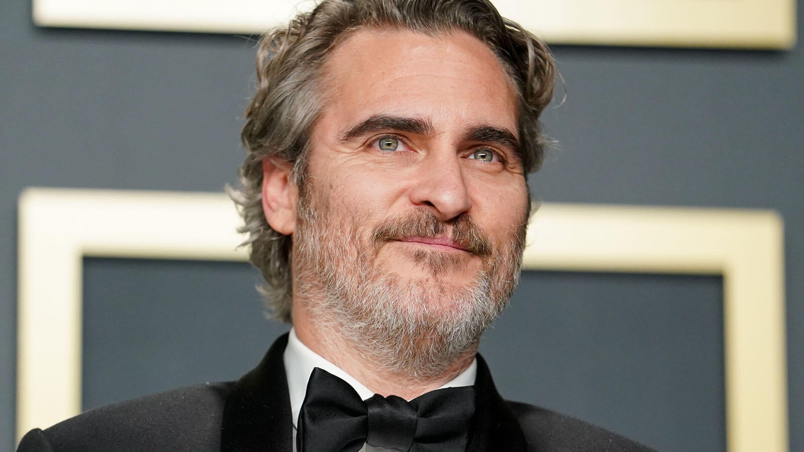 The Actor Ended His Passionate Speech With A Touching - Joaquin Phoenix - HD Wallpaper 