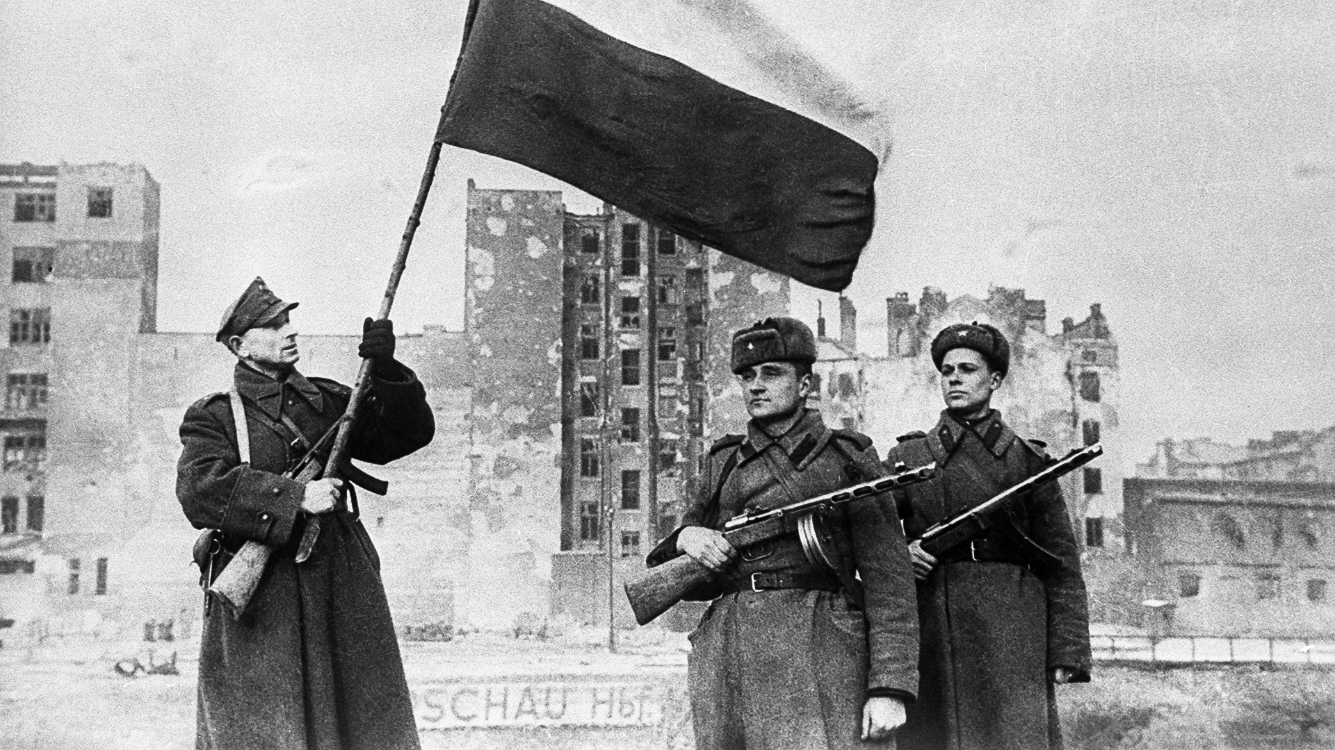 Soviet Liberation Of Warsaw - HD Wallpaper 