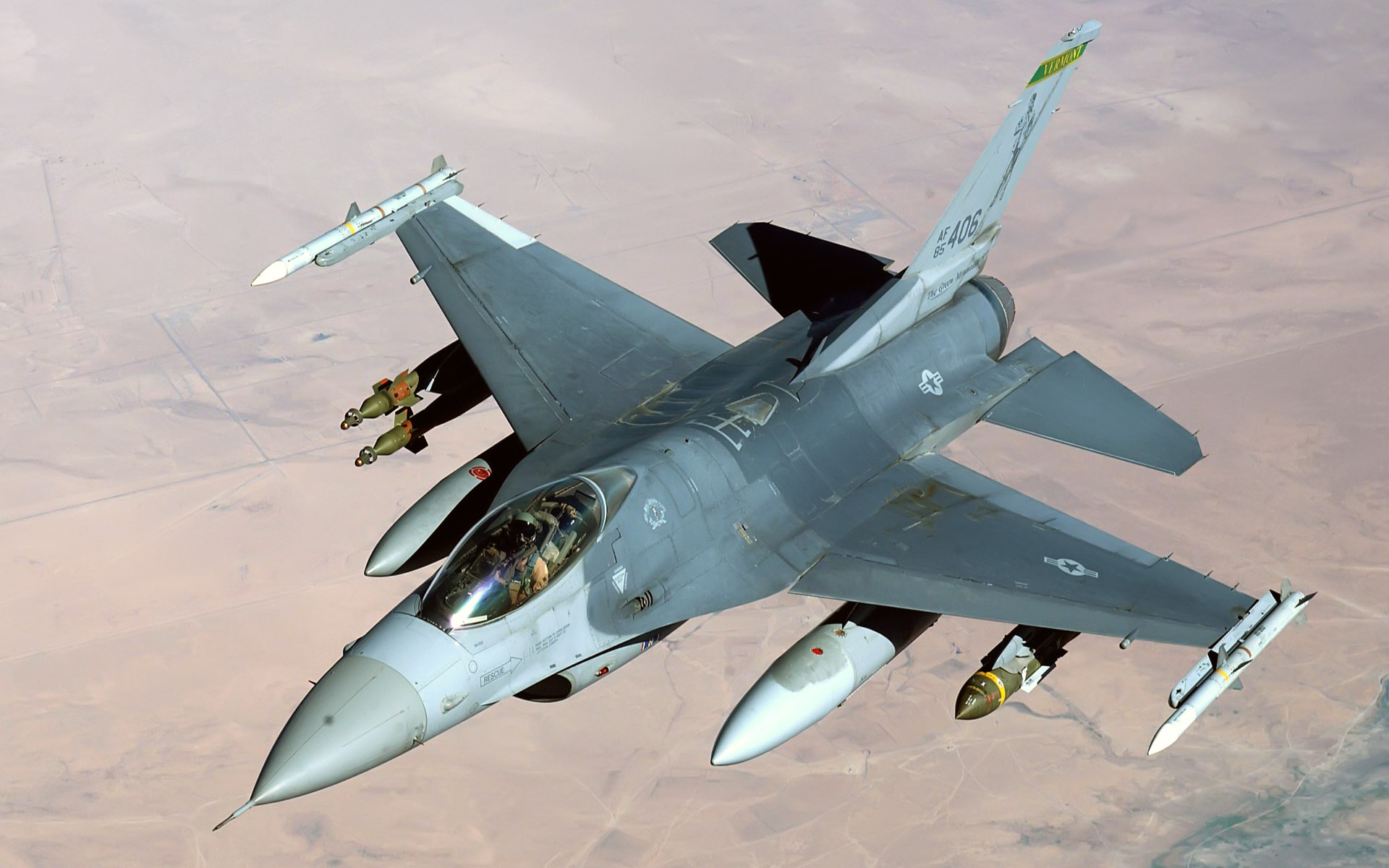 10 F 16 Fighting Falcon - HD Wallpaper 
