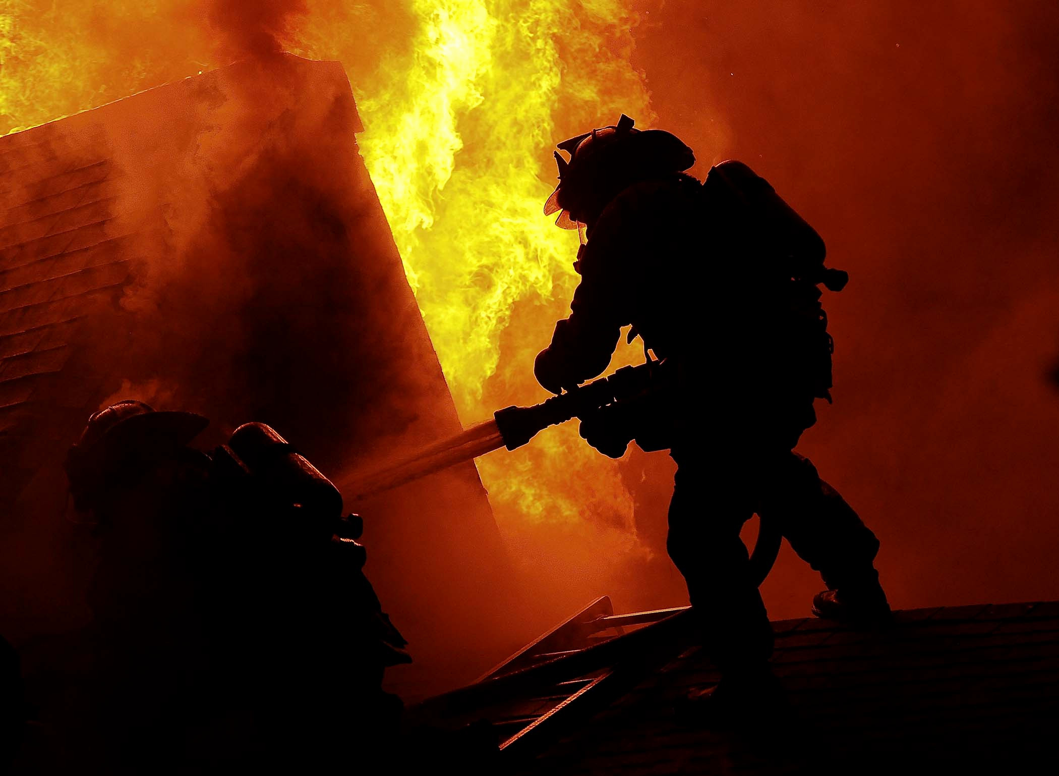 Fire Department Wallpapers - Firefighter Backgrounds - HD Wallpaper 