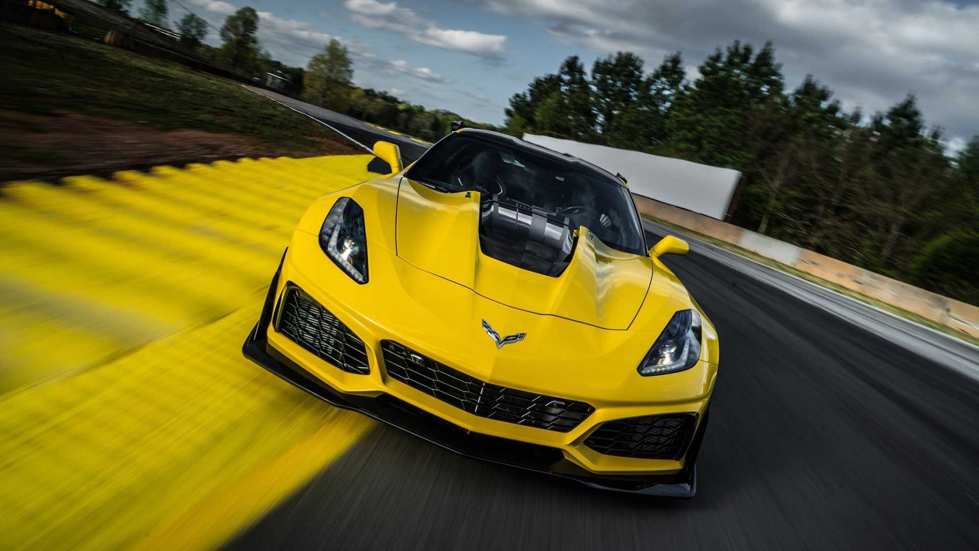 Chevrolet Corvete Wallpaper Iphone - HD Wallpaper 