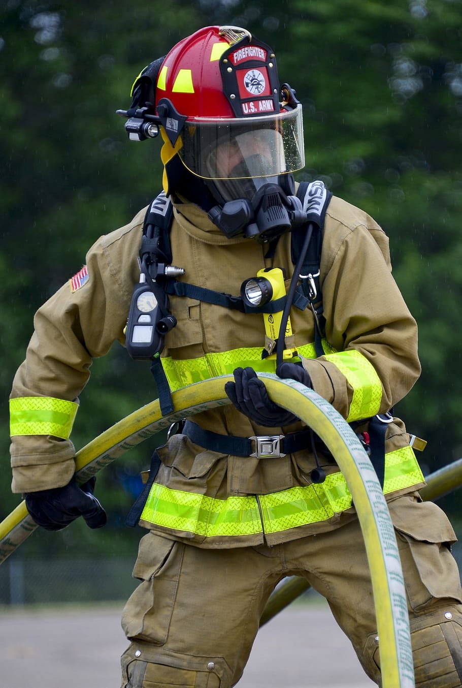 Man Wearing Bunker Suit Holding Hose, Firefighter, - Fire Fighter With Hose - HD Wallpaper 