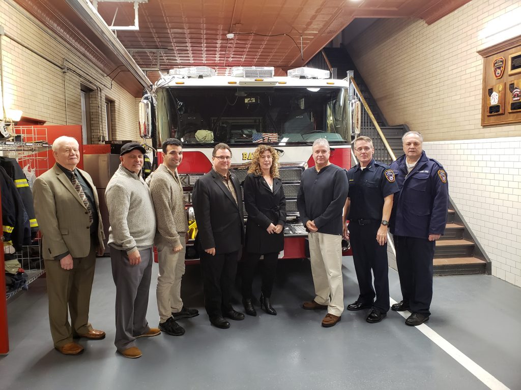 Rossave Firestation With A Ambulance - HD Wallpaper 