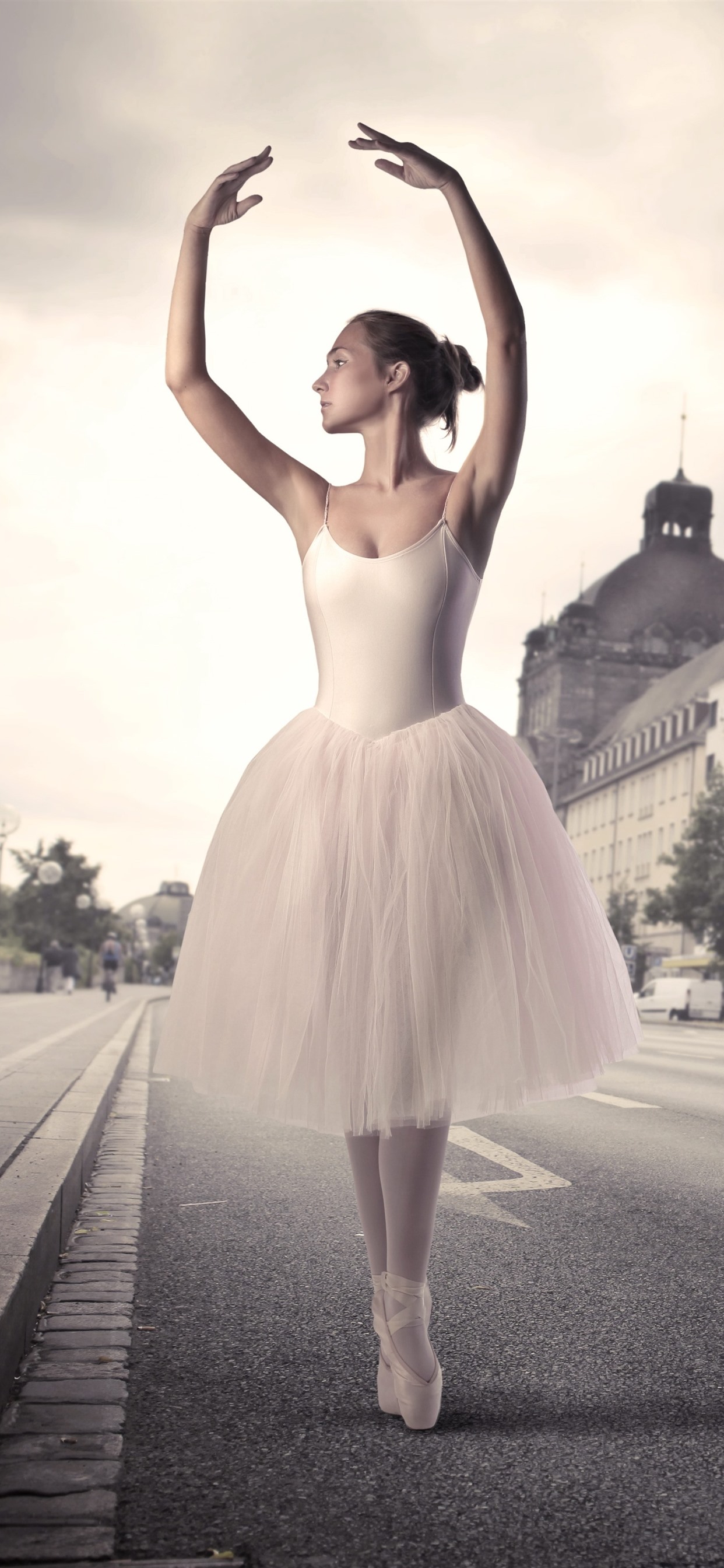 Iphone Wallpaper Beautiful Ballerina, Girl, Dance, - Ballet On The Road - HD Wallpaper 