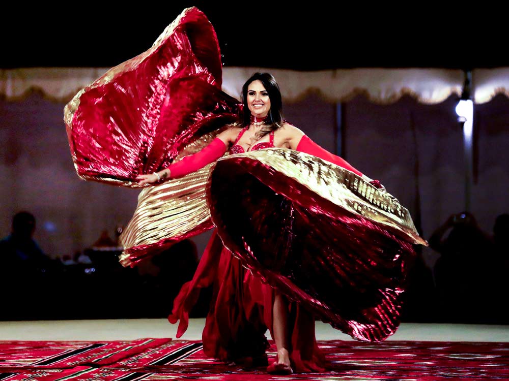 Belly Dance Tours In Dubai - Belly Dance Desert Safari Dubai - HD Wallpaper 