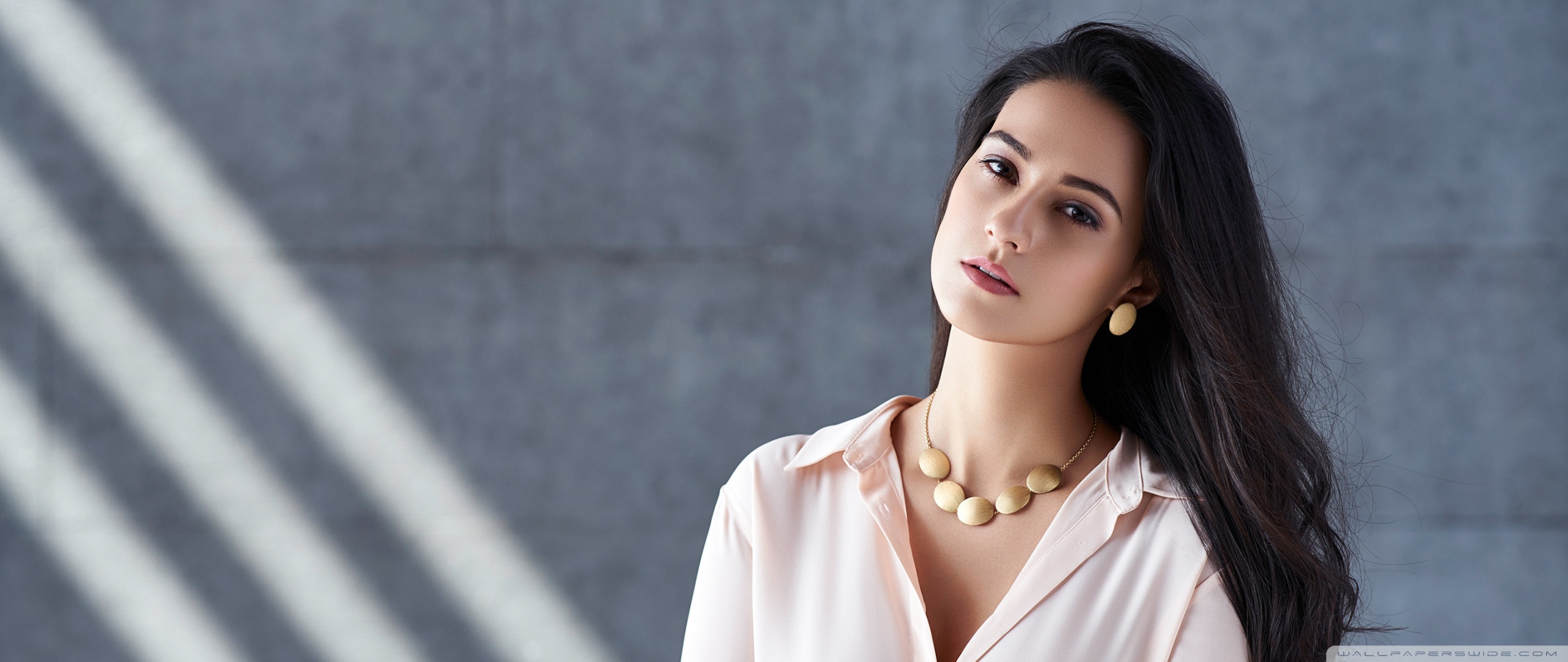 Amy Jackson Beautiful - HD Wallpaper 