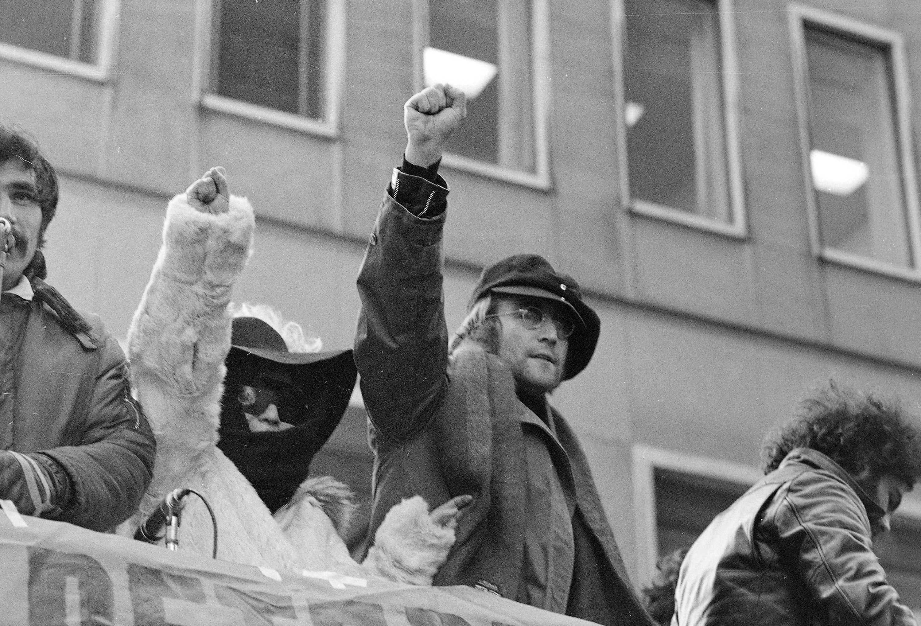John Lennon Peace March - HD Wallpaper 