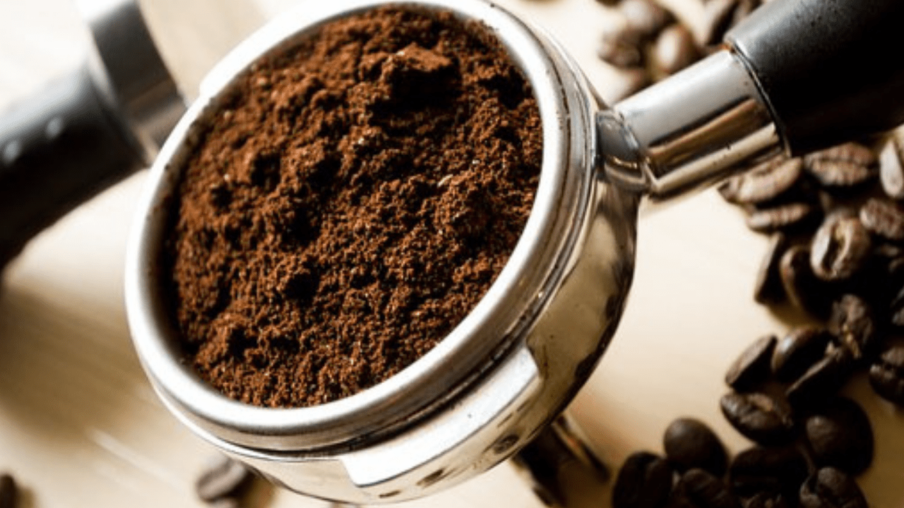 Coffee Powder Images Hd - บา เร็ ต ต้า คน ชง กาแฟ - HD Wallpaper 