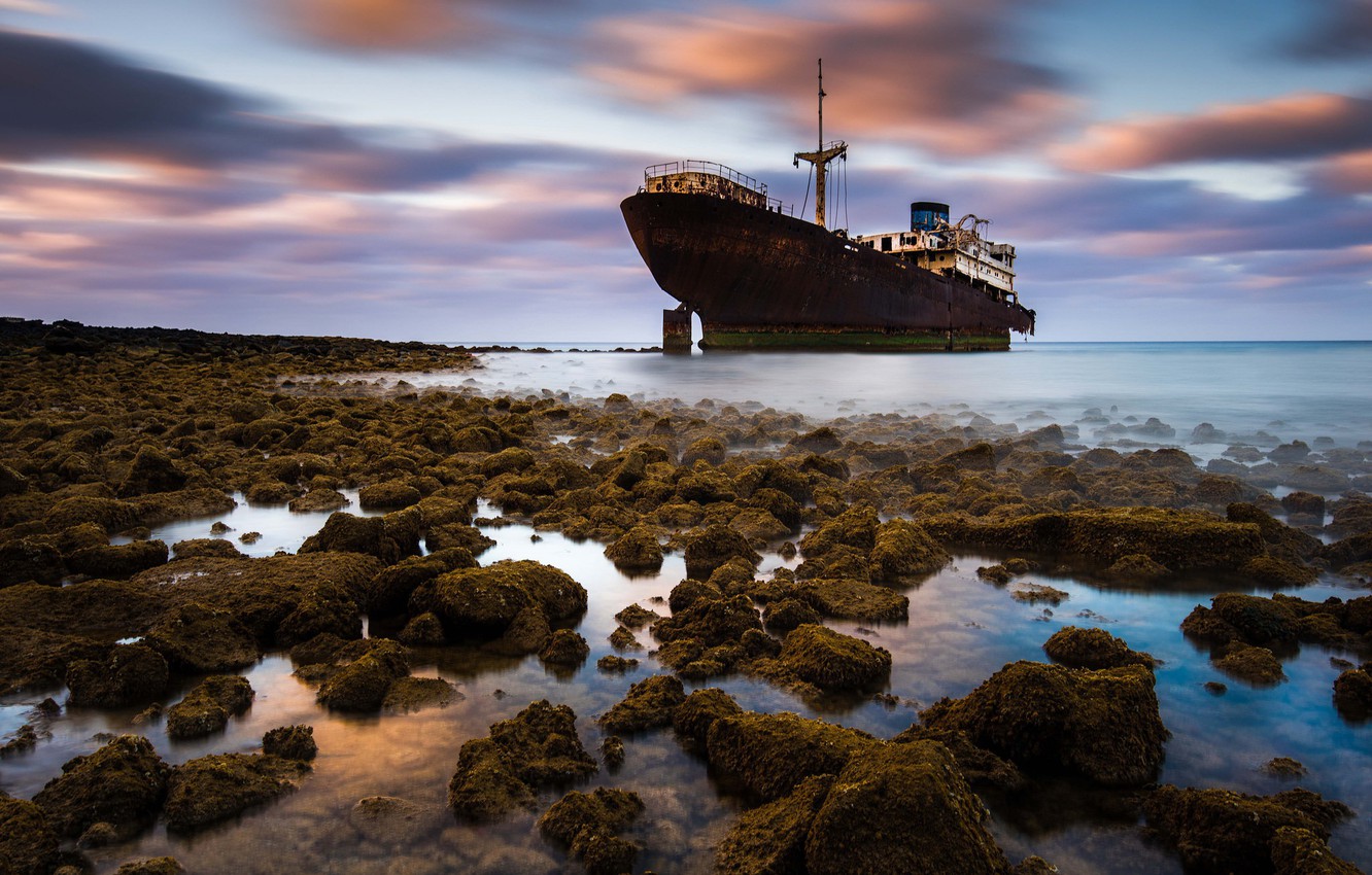 Photo Wallpaper Spain, Canary Islands, Ghost Ship, - Coast Canary Islands - HD Wallpaper 