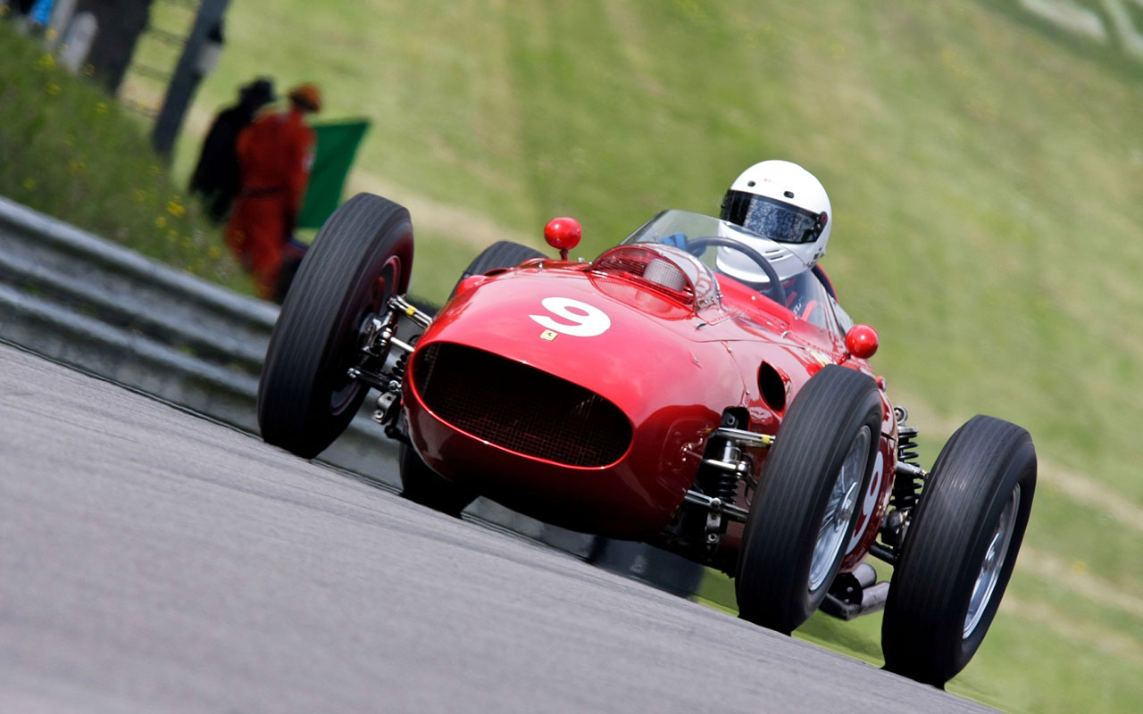 Formula One Car - HD Wallpaper 