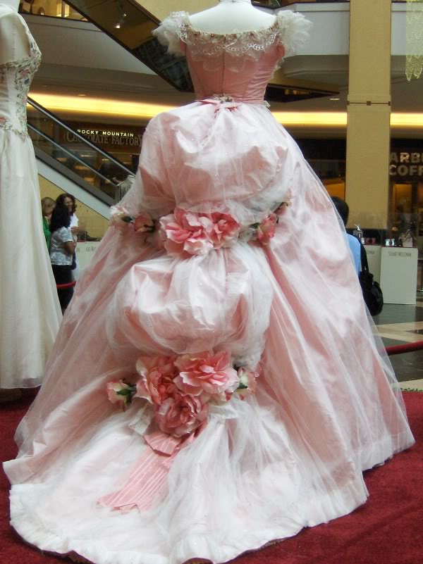 The Phantom Of Opera Images Christines Dress Hd Wallpaper - Phantom Of The Opera Pink Dress - HD Wallpaper 