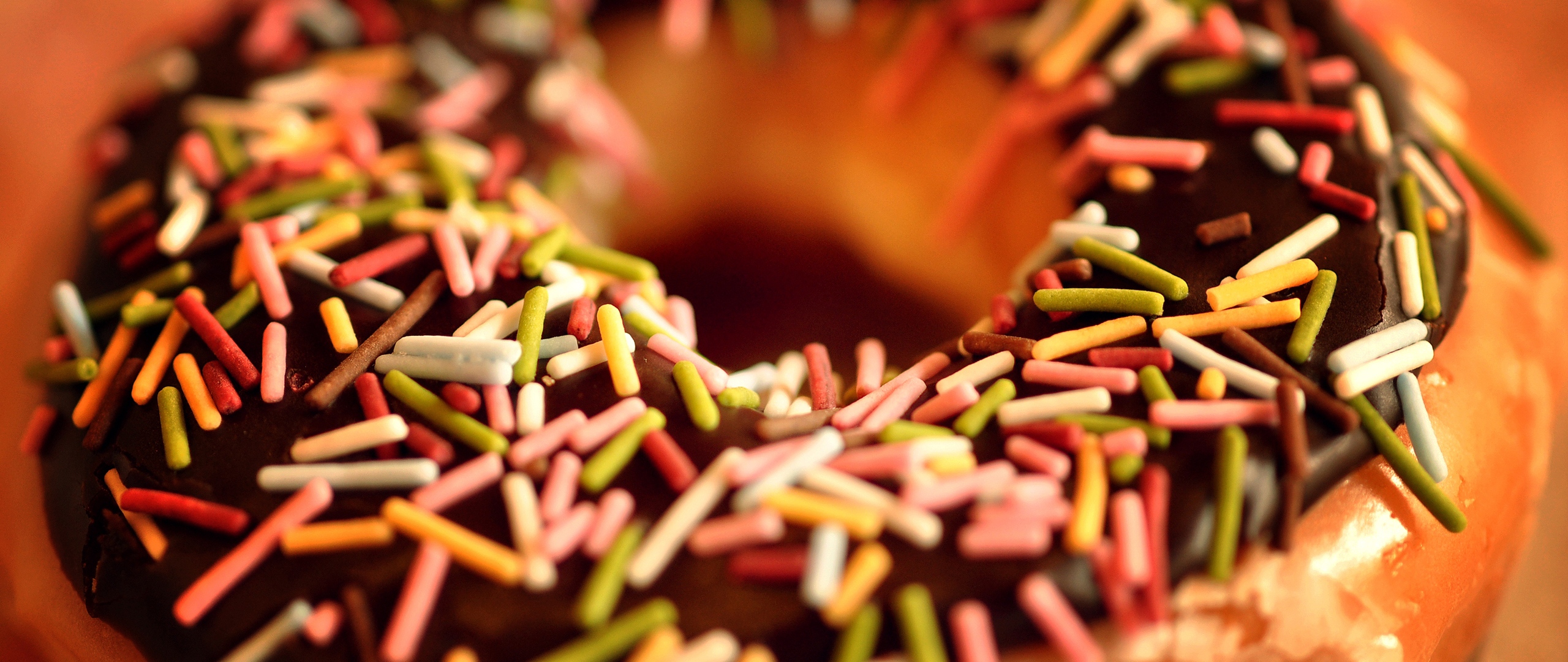 Wallpaper Donut, Sweet, Chocolate, Caramel, Color, - Colorful Chocolate - HD Wallpaper 