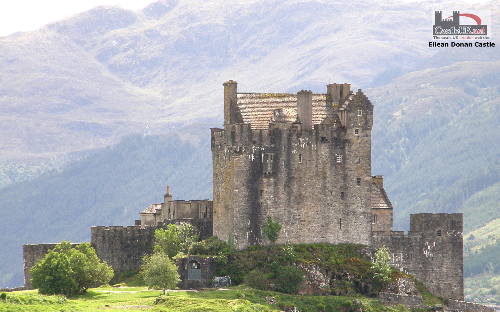Eilean Donan Castle - HD Wallpaper 