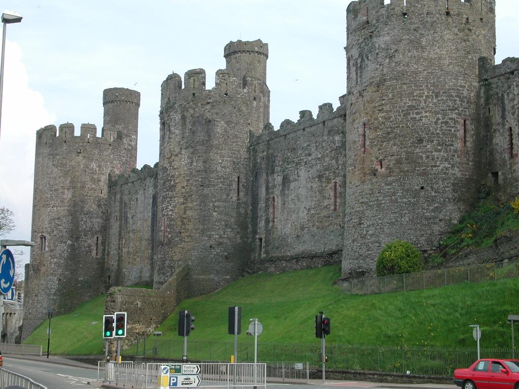 Conwy Castle - HD Wallpaper 