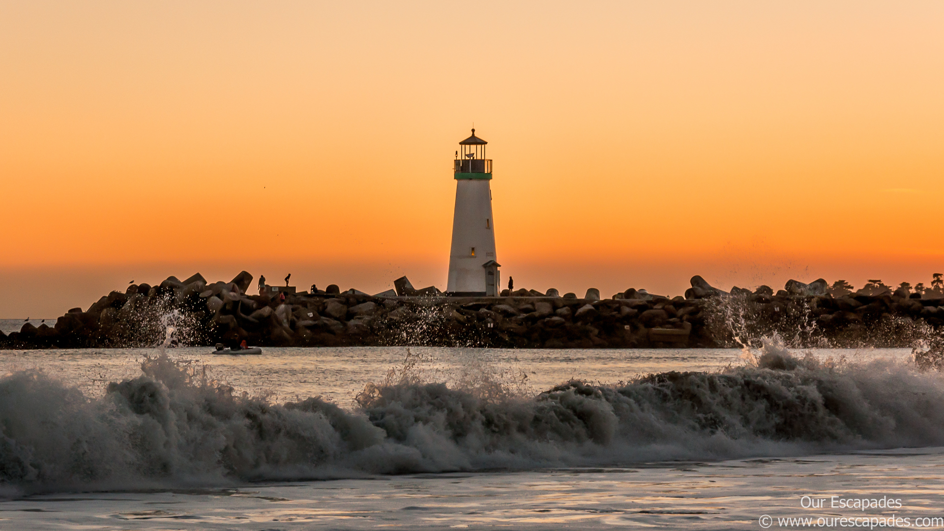 Twin Lakes State Beach Ca - HD Wallpaper 