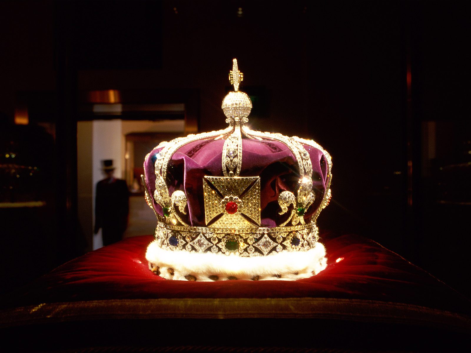Family Friendly Fun In London- Tower Of London - Kohinoor In Tower Of London - HD Wallpaper 