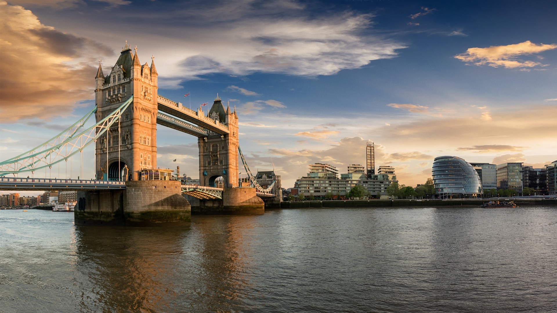 Wallpaper Uk, London, Tower Bridge, River, City, Clouds, - Tower Bridge - HD Wallpaper 