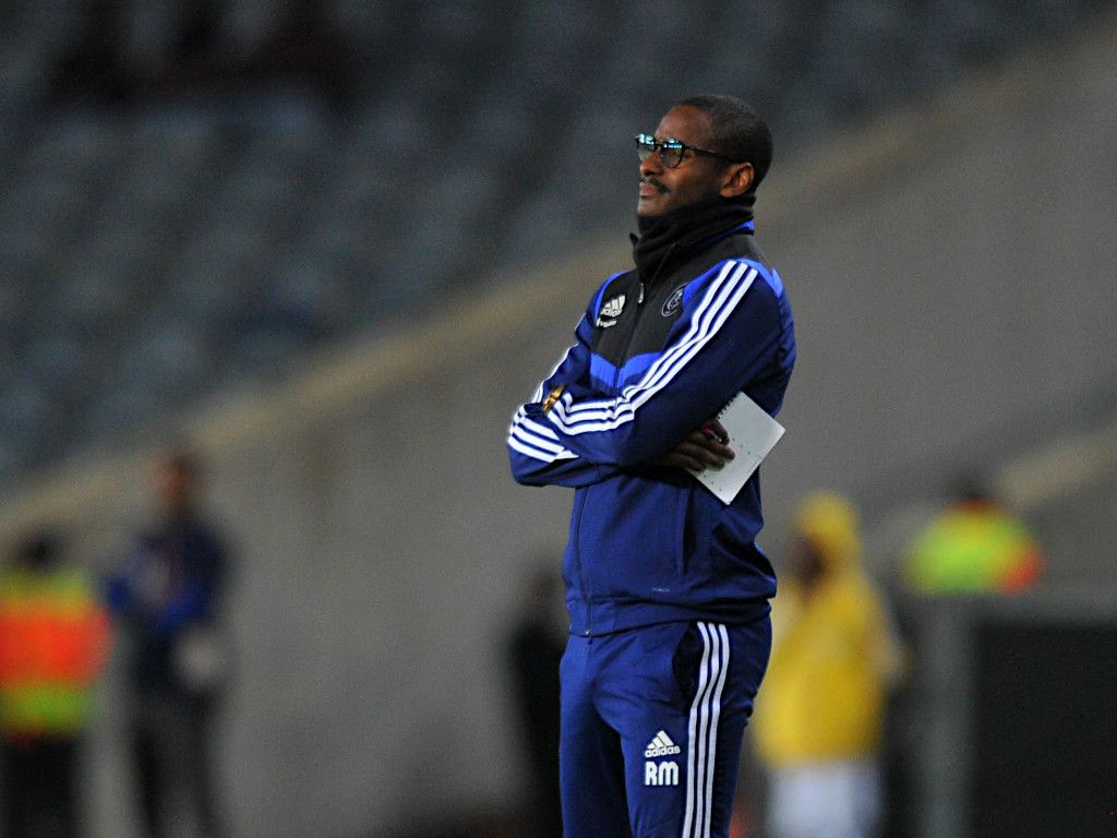 Rhulani Mokwena Orlando Pirates Coach - HD Wallpaper 