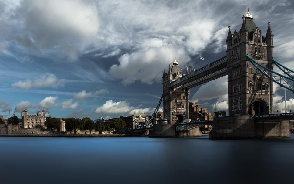 Tower Bridge London Bridge River Clouds Hd Wallpaper,clouds - Tower Bridge  - 970x606 Wallpaper 