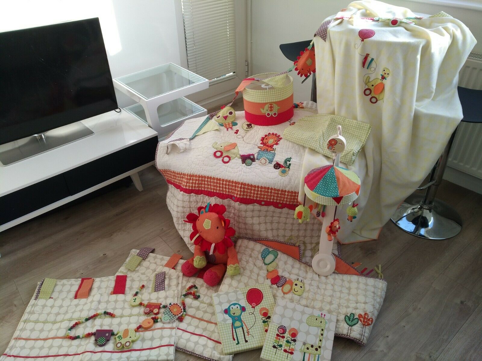 Coffee Table - HD Wallpaper 