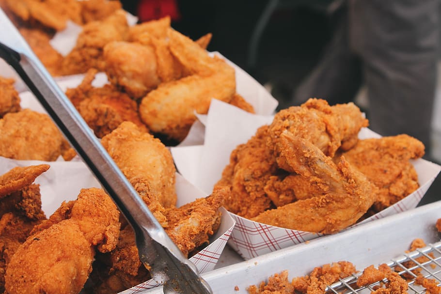 Fried Chicken On Brown Paper Bag, Fried Chicken On - Food Cooked With Air Fryer - HD Wallpaper 