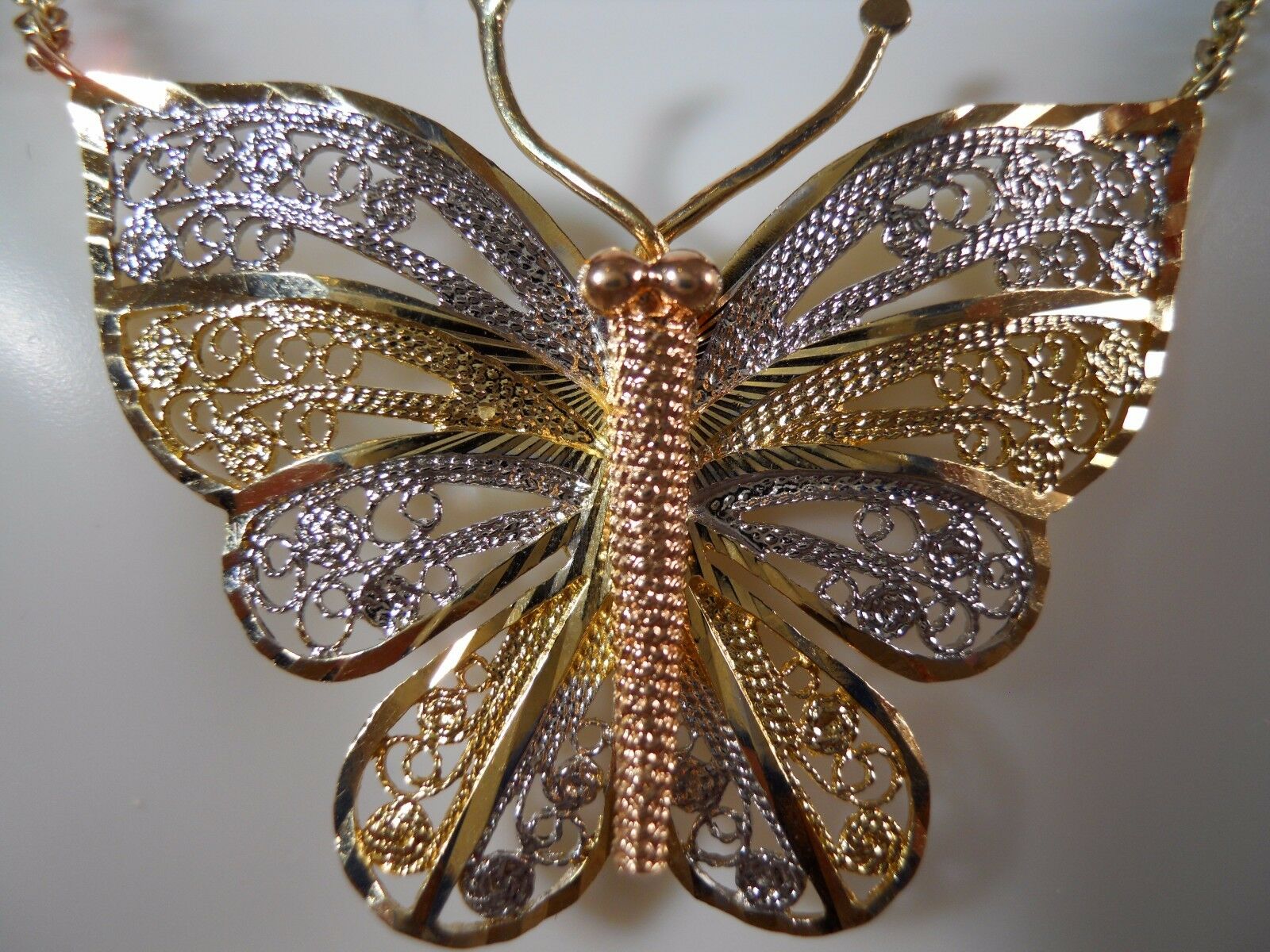 Swallowtail Butterfly - HD Wallpaper 