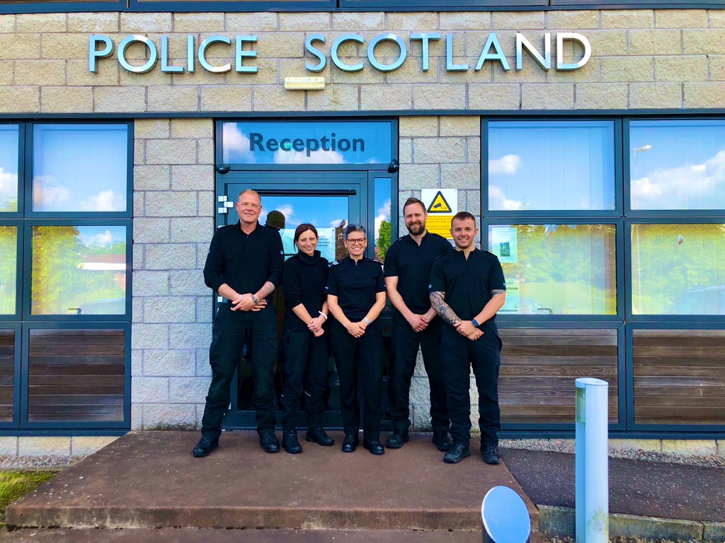 Facade - HD Wallpaper 