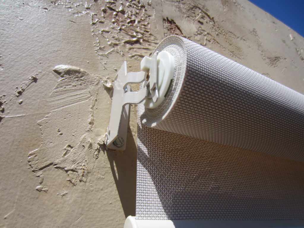 Idler And Bracket For Commercial Grade Roller Shades - Handbag - HD Wallpaper 