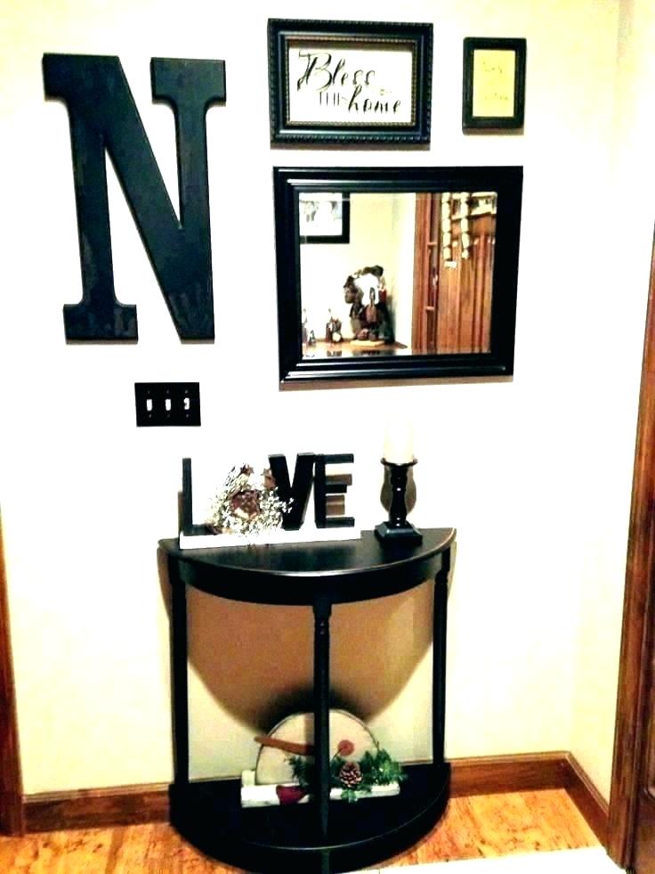Modern Hallway Table Hall Ideas Entry Tables Pertaining - Ideas For Front Hall Table - HD Wallpaper 