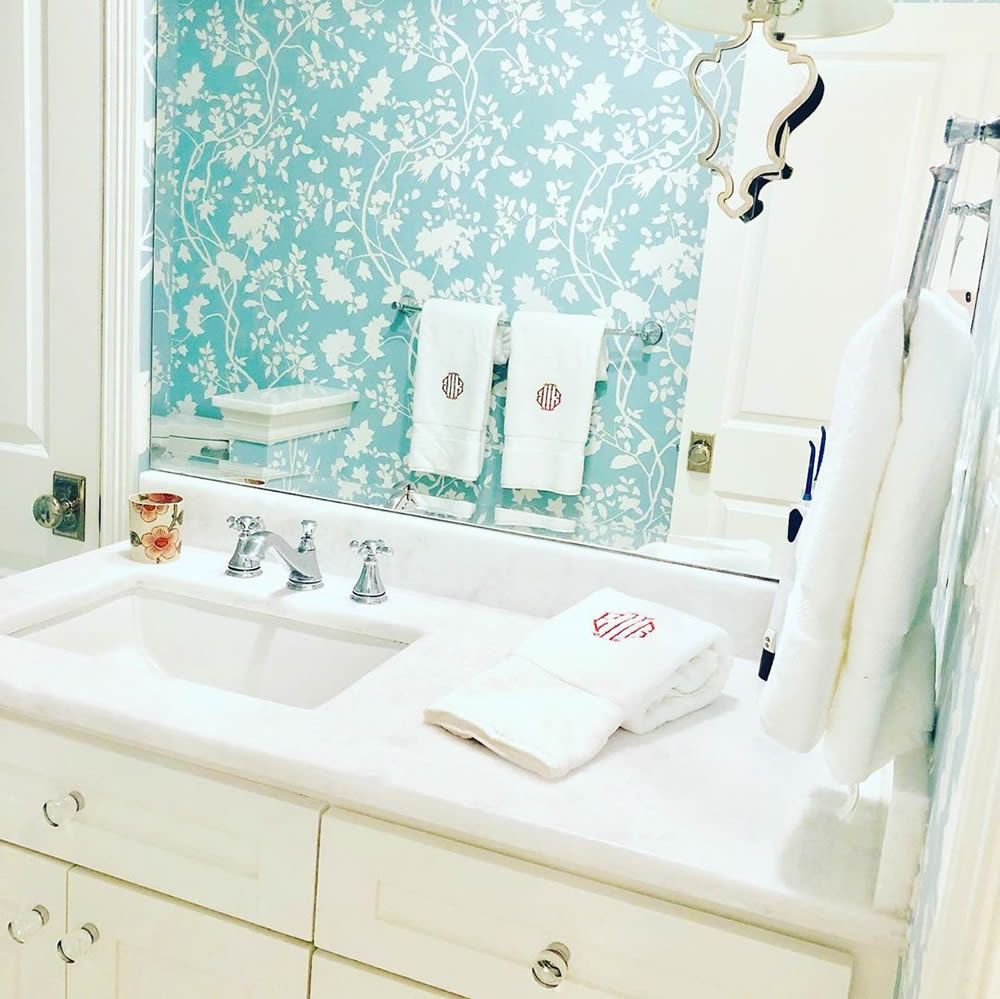 Quadrille Happy Garden Background Wallpaper By Nelson - Bathroom Sink - HD Wallpaper 