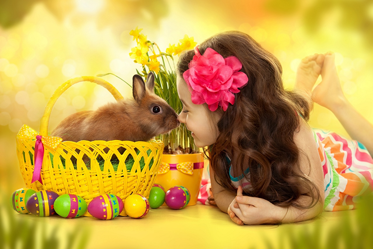 Girls Pic With Rabbit - HD Wallpaper 