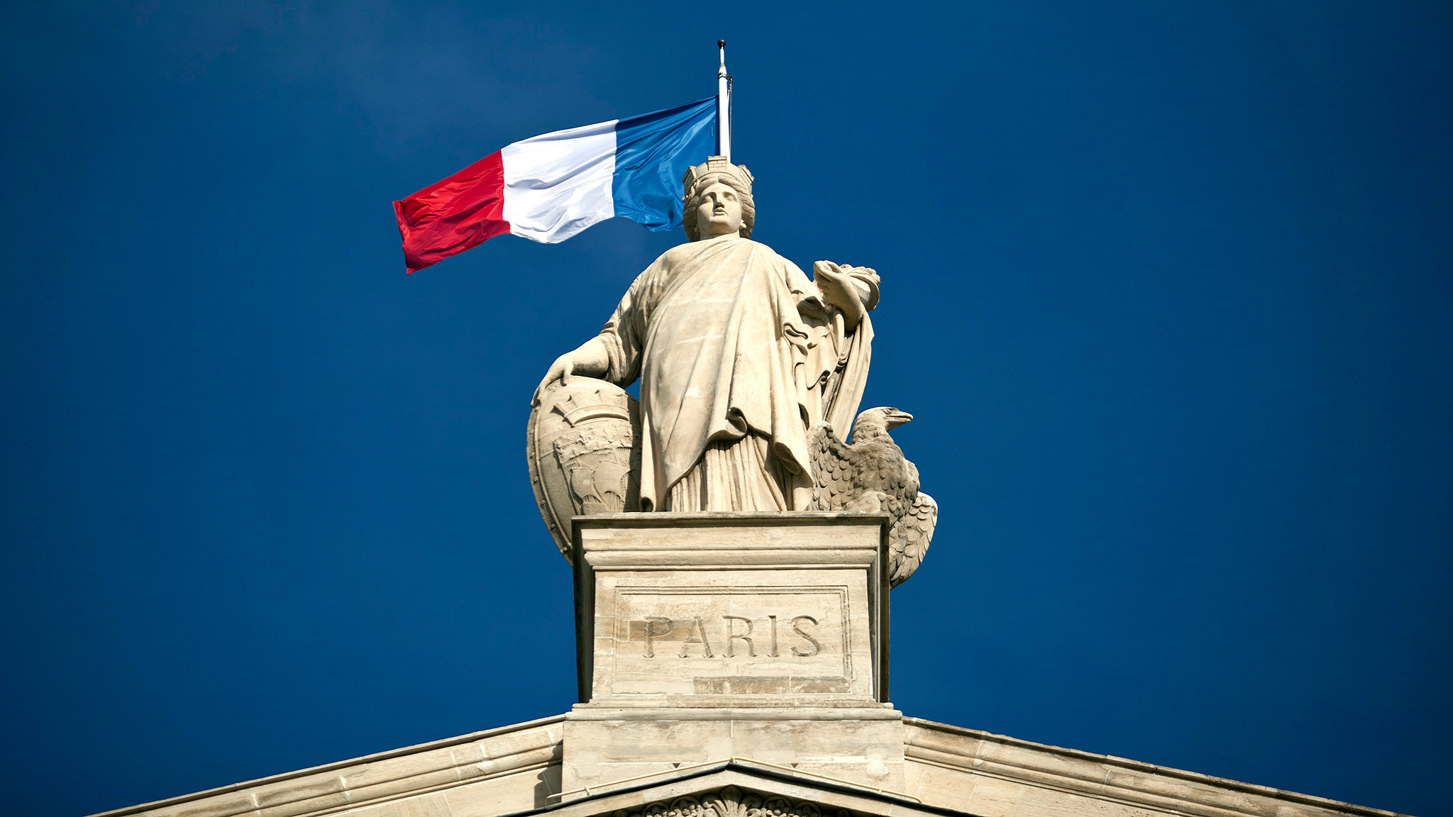 Statue - HD Wallpaper 