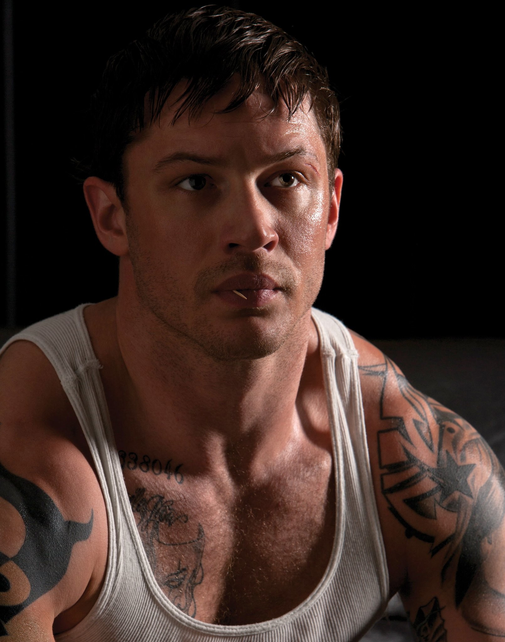 To Download The Tom Hardy - Tom Hardy Body Warrior - HD Wallpaper 