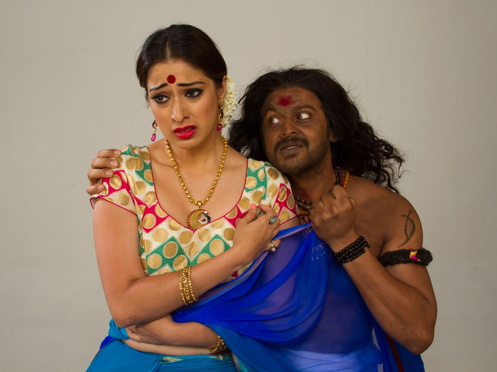 Raai Laxmi Shiva Ganga - HD Wallpaper 