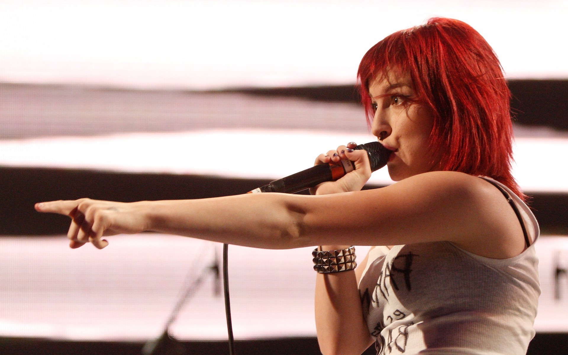 Paramore 2017 Wallpaper Hi - HD Wallpaper 