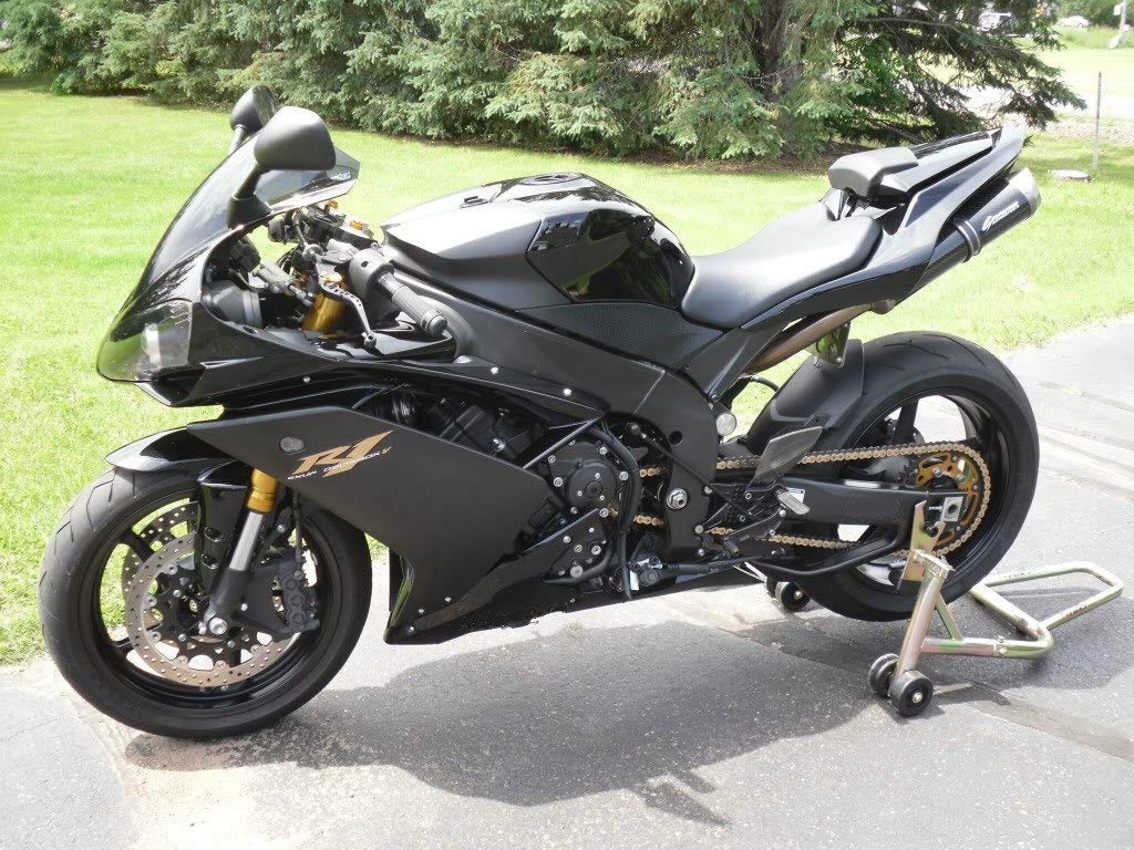 Yamaha Yzf R1 2007 Black - 1024x768 Wallpaper Yamaha Yzf R1 2007 Black - 1024x768 Wallpaper