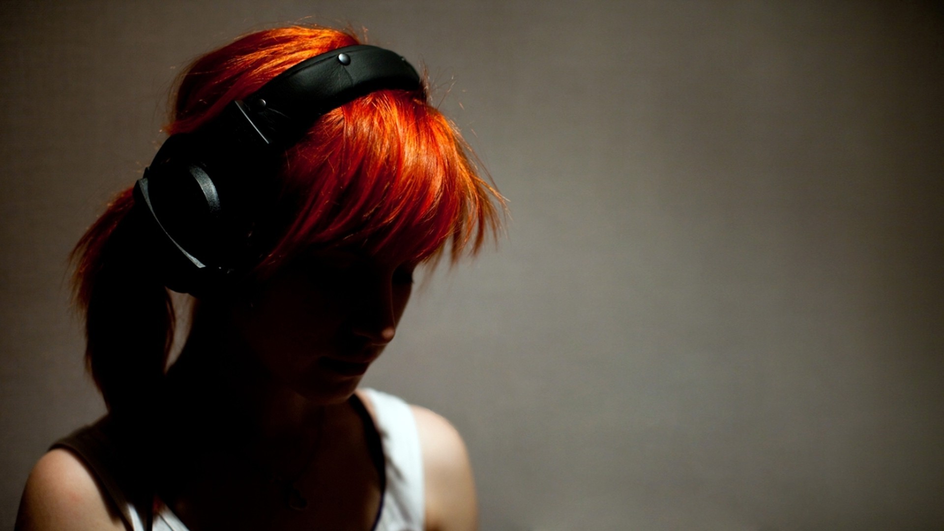 Redhead With Headphones - HD Wallpaper 